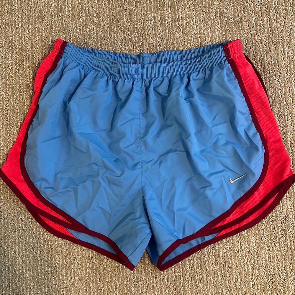 EUC. Nike dri-fit shorts